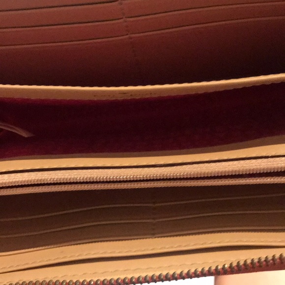 Kate spade wallet - Picture 2 of 3